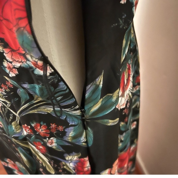 Black Red Dark Floral Chiffon 3/4 Long Sleeve Maxi Dress 6 - Picture 10 of 16